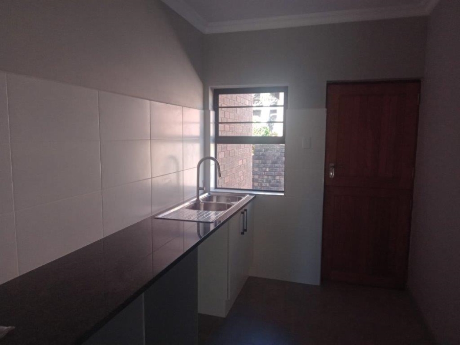 3 Bedroom Property for Sale in Wavecrest Eastern Cape